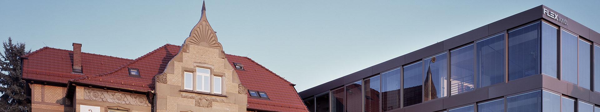 Firmensitz der FLEX Fonds-Gruppe in Schorndorf – historische Villa mit modernem Anbau